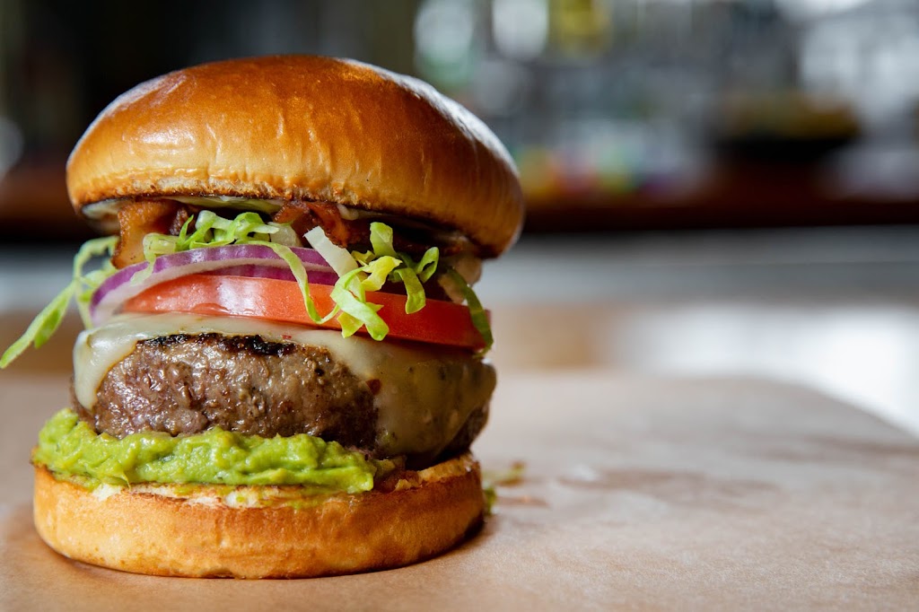 Wing Dome | restaurant | 305 Harrison St, Seattle, WA 98109, USA | 2067282228 OR +1 206-728-2228