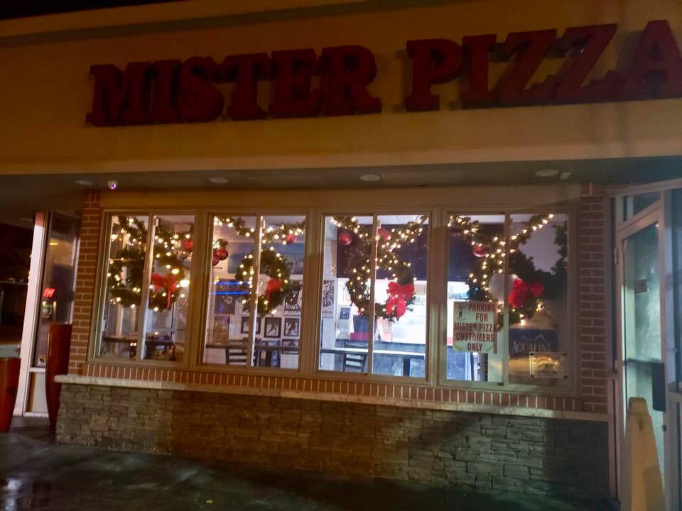Mister Pizza Elmwood | restaurant | 1065 Elmwood Ave, Buffalo, NY 14222, USA | 7168826500 OR +1 716-882-6500