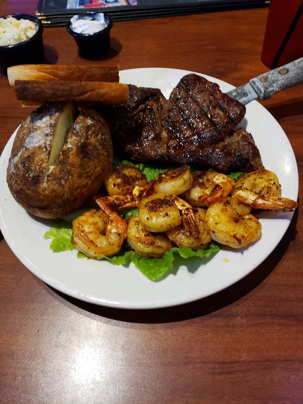 Anastasias Restaurant-Sports Lounge & Banquet | night club | 950 Hillside Ave, Antioch, IL 60002, USA | 8473953939 OR +1 847-395-3939