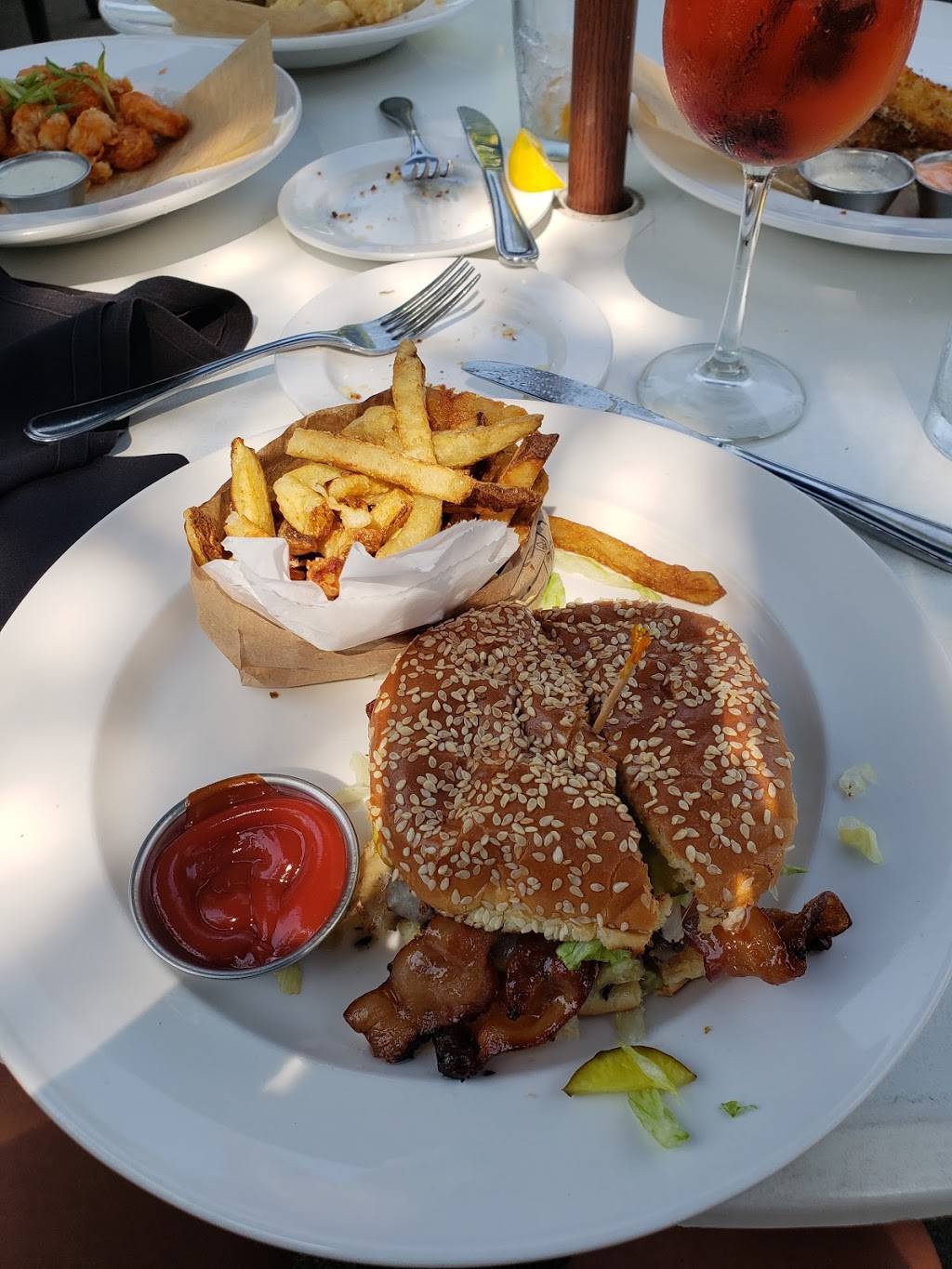 Burntwood Tavern Cuyahoga Falls | restaurant | 2291 Riverfront Pkwy, Cuyahoga Falls, OH 44221, USA | 3307947085 OR +1 330-794-7085