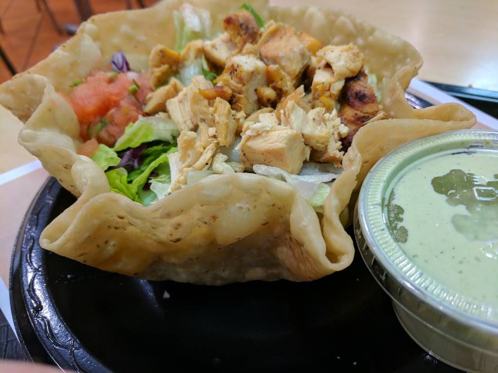 El Pollo Loco | restaurant | 591 N Moorpark Rd, Thousand Oaks, CA 91360, USA | 8053700330 OR +1 805-370-0330