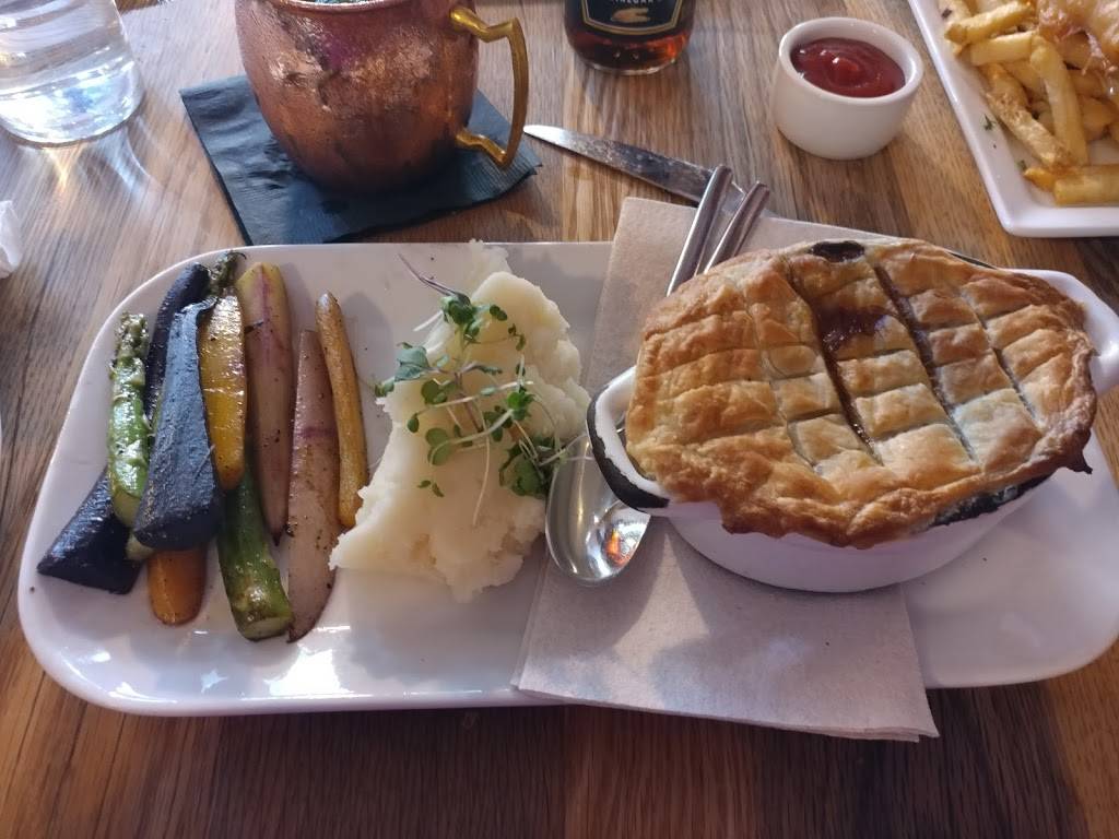 Alhambra Irish House | restaurant | 831 Main St, Redwood City, CA 94063, USA | 6503664366 OR +1 650-366-4366