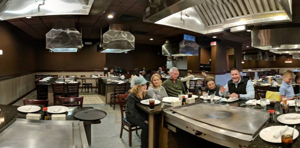 Fujiyama | restaurant | 35840 Chester Rd, Avon, OH 44011, USA | 4409373888 OR +1 440-937-3888