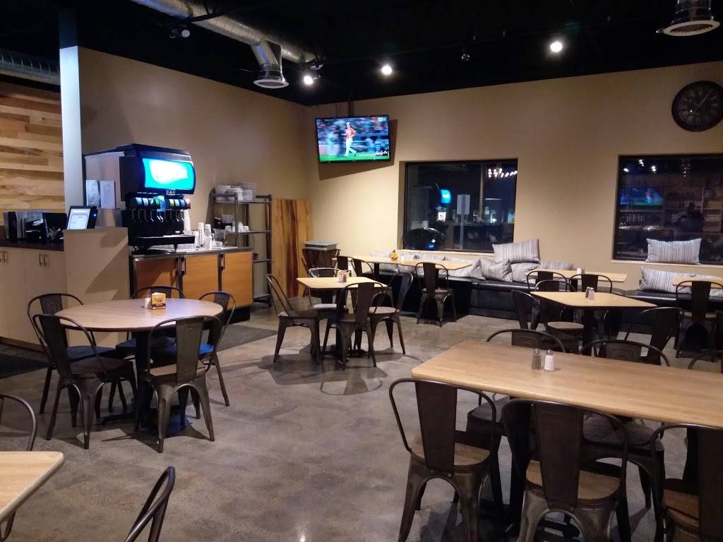 Mancinos of Jackson | restaurant | 3938, 3017 Wildwood Ave, Jackson, MI 49202, USA | 5177891021 OR +1 517-789-1021