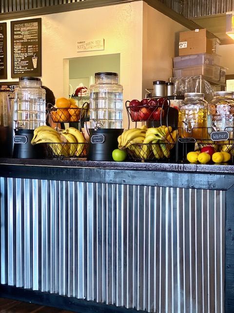 Harvest Neighborhood Kitchen | restaurant | 4400 N Big Spring St Suite B22, Midland, TX 79705, USA | 4322186587 OR +1 432-218-6587