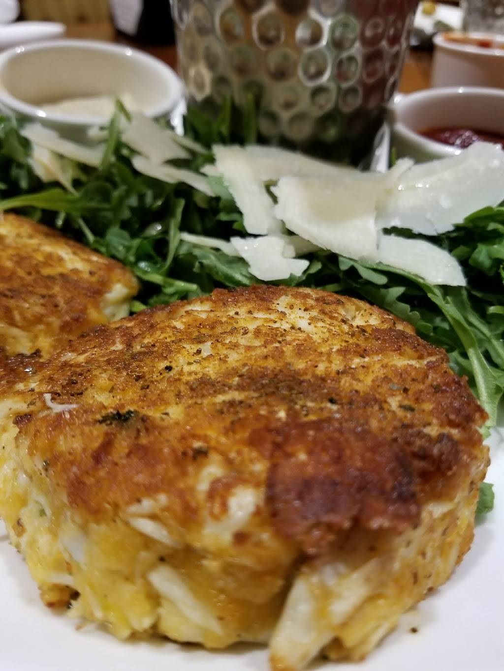 The Pub by Wegmans | restaurant | 12501 Stone Village Way, Midlothian, VA 23113, USA | 8044199960 OR +1 804-419-9960