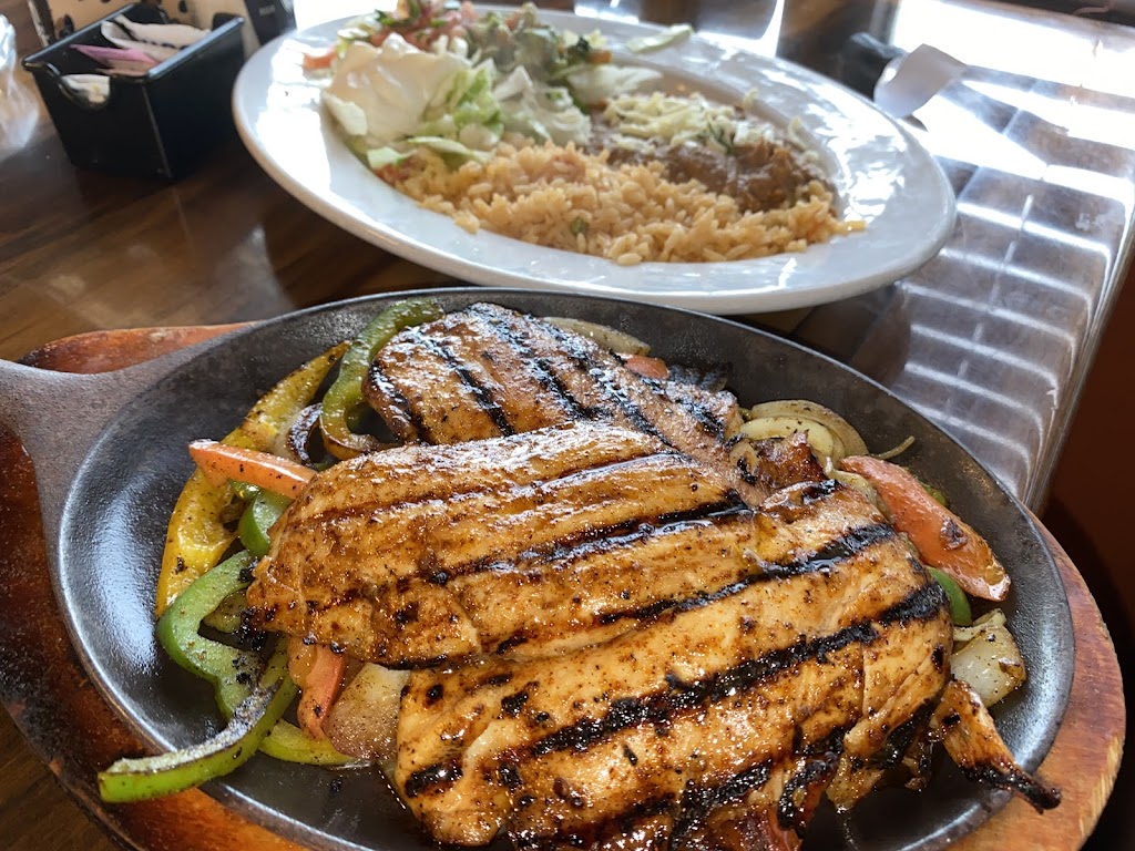 Los Cabos Fajita House | restaurant | 619 Main St, Great Bend, KS 67530, USA | 6206036039 OR +1 620-603-6039
