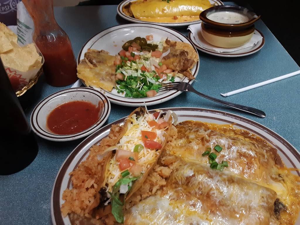 Margaritas Cantina | restaurant | 3109 E Douglas Ave, Wichita, KS 67211, USA | 3166822299 OR +1 316-682-2299