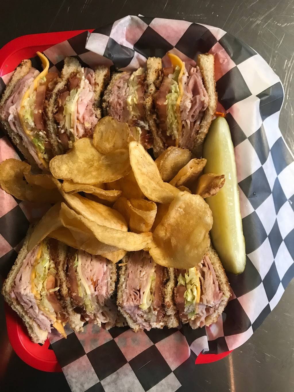 The Woodstone Deli | restaurant | 3500 Fort Henry Dr, Kingsport, TN 37664, USA | 4232459663 OR +1 423-245-9663