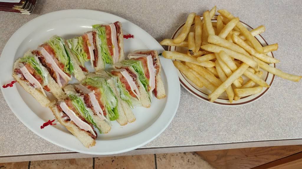 Gas Grill Family Restaurant | restaurant | IN-109, Knightstown, IN 46148, USA | 7657856186 OR +1 765-785-6186