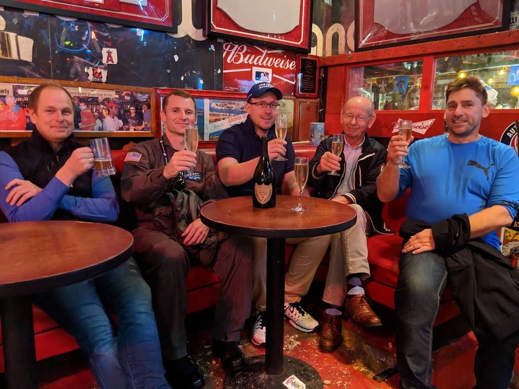 Henry N Harrys Goat Hill Tavern | restaurant | 1832 Newport Blvd, Costa Mesa, CA 92627, USA | 9492041454 OR +1 949-204-1454