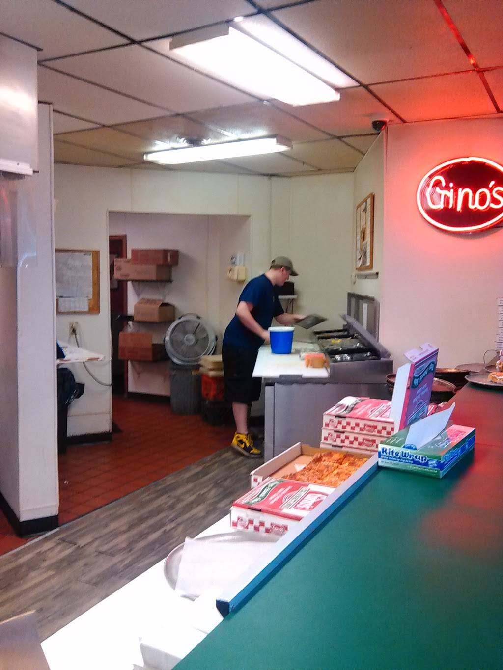 Ginos Pizza & Spaghetti House | restaurant | 16 Davis Ave, Elkins, WV 26241, USA | 3046365522 OR +1 304-636-5522