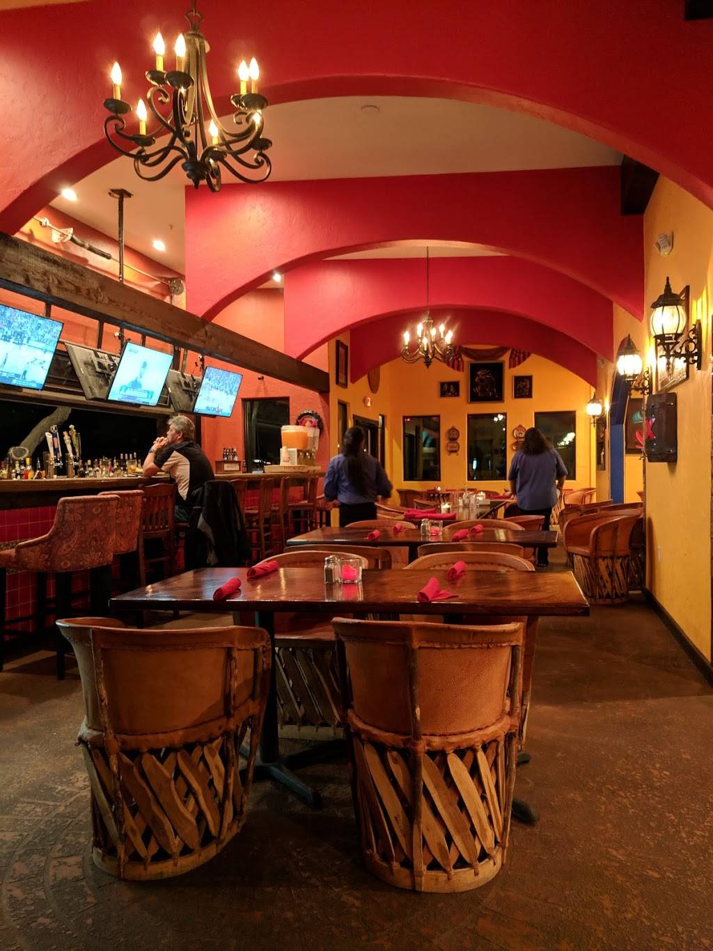 Lunas Tortillas | restaurant | 2225 Connector Dr, Dallas, TX 75220, USA | 2147472661 OR +1 214-747-2661