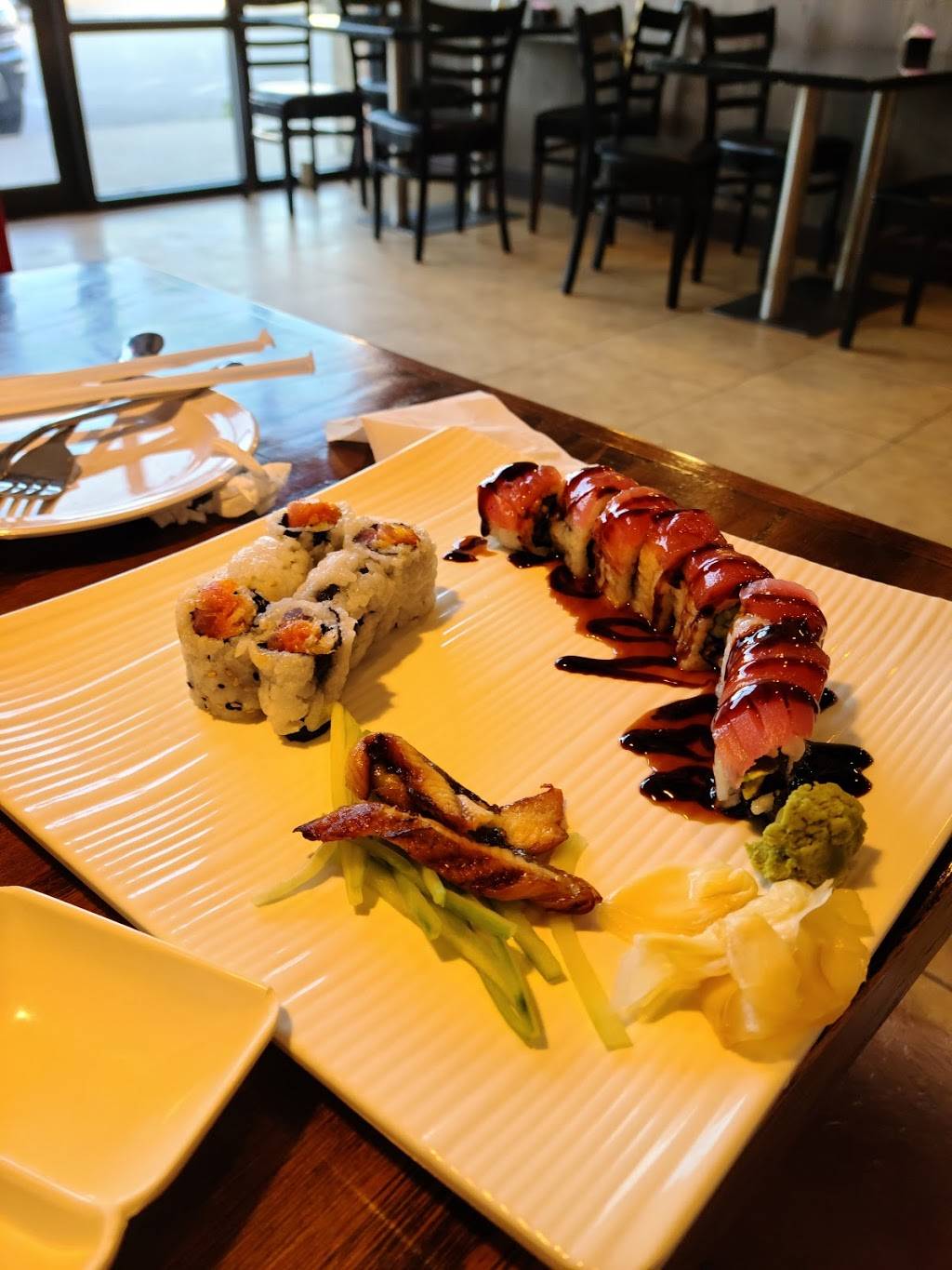 Three Pandas | restaurant | 2609D N Broadway St, Pittsburg, KS 66762, USA | 6204045088 OR +1 620-404-5088