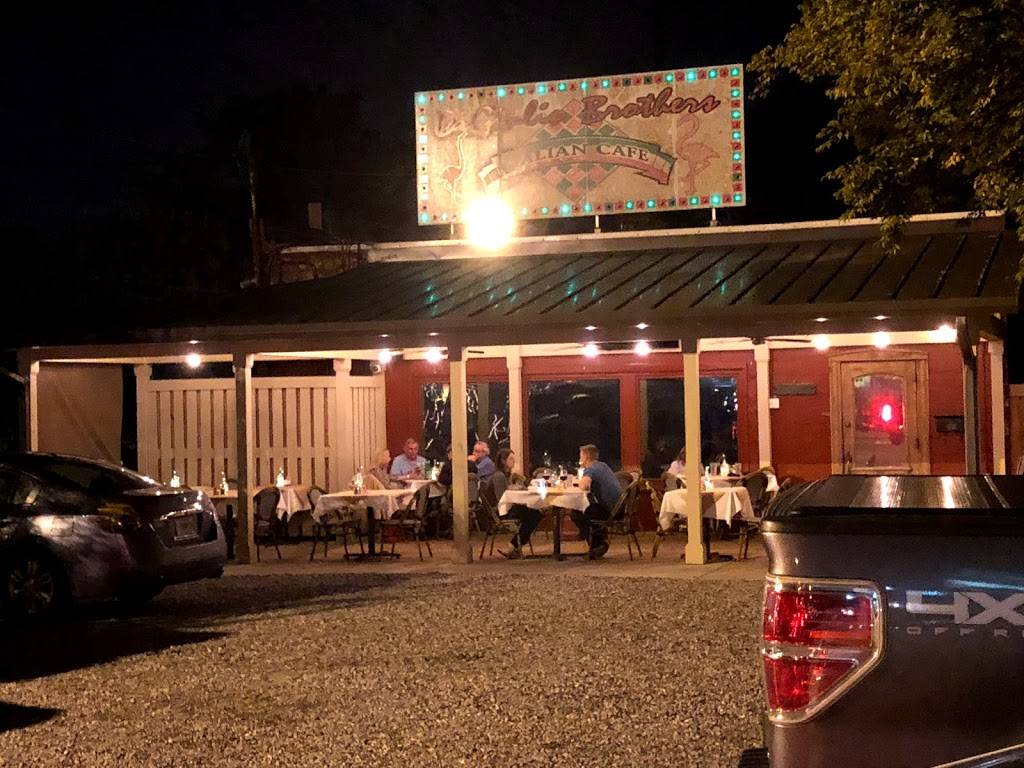 Digiulio Brothers Italian Cafe | restaurant | 2903 Perkins Rd, Baton Rouge, LA 70808, USA | 2253834203 OR +1 225-383-4203