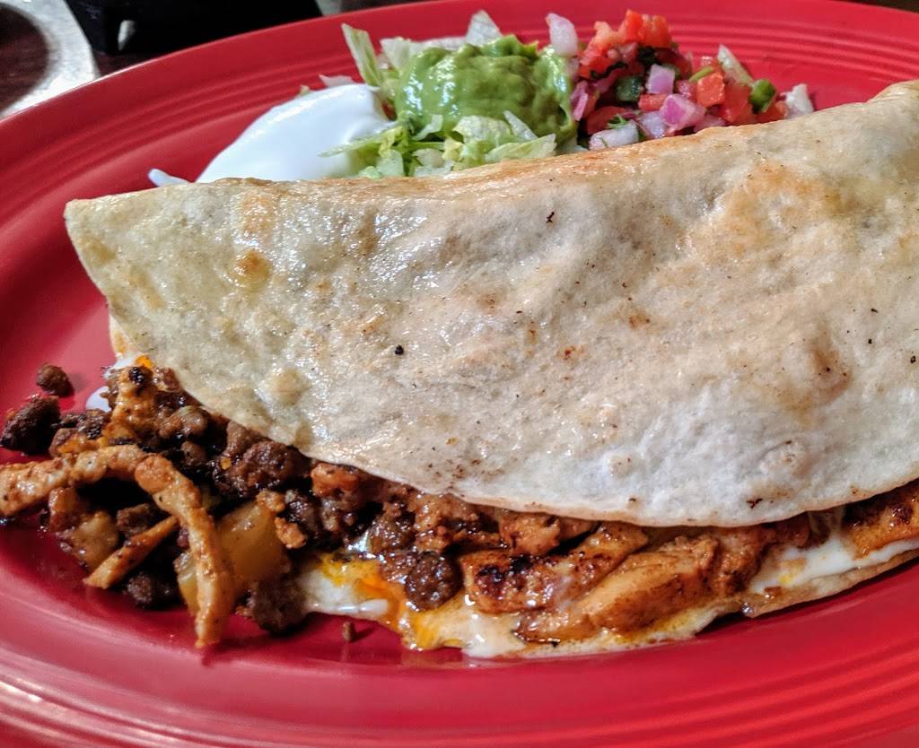 Tequilas Authentic Mexican Restaurant | restaurant | 301 2nd St, Aurora, IN 47001, USA | 8126559791 OR +1 812-655-9791