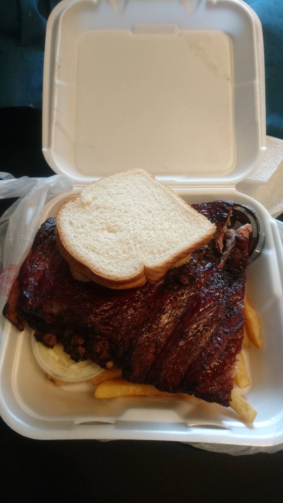 Honey 1 BBQ | restaurant | 746 E 43rd St, Chicago, IL 60653, USA | 7732859455 OR +1 773-285-9455