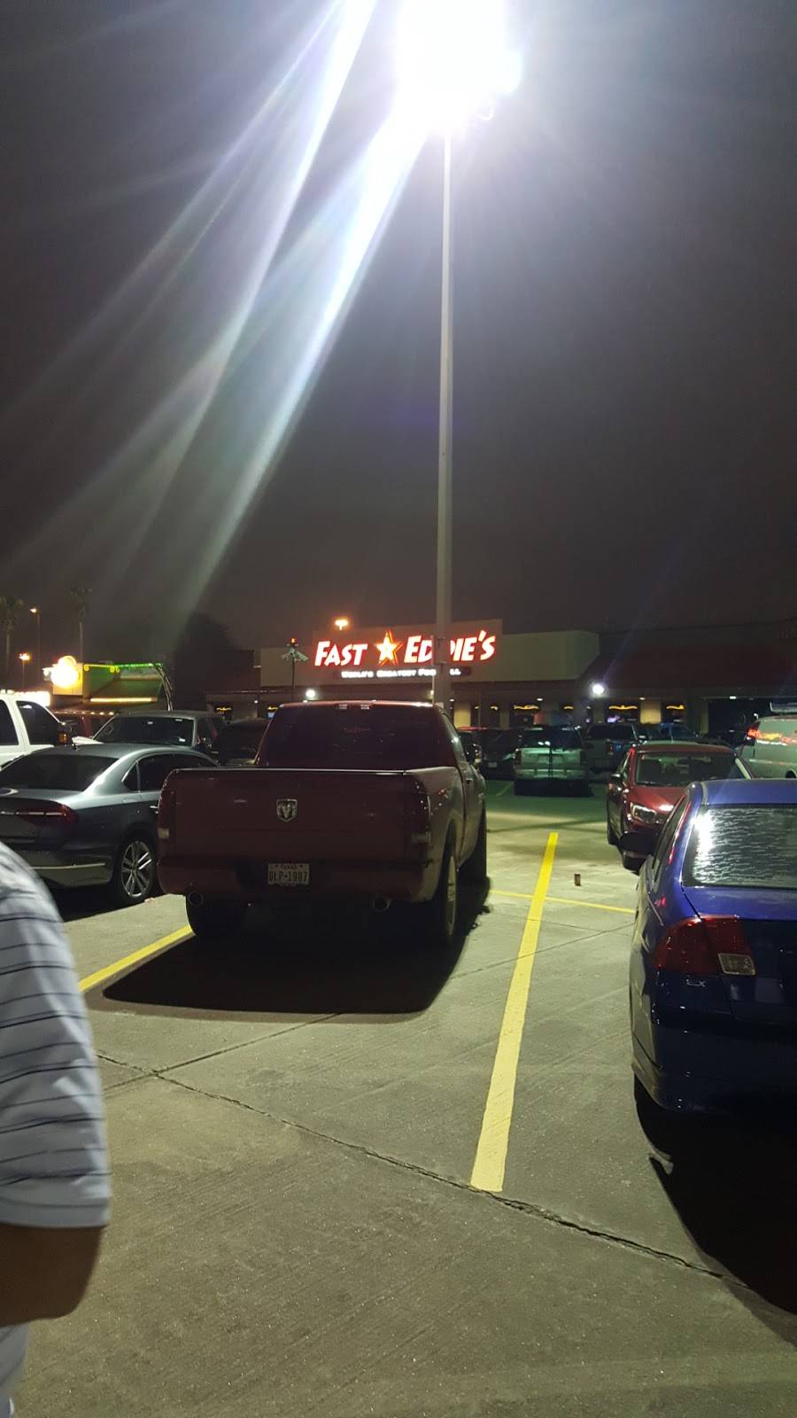 Fast Eddies Houston-Fuqua | restaurant | 12344 Gulf Fwy, Houston, TX 77034, USA | 2815333058 OR +1 281-533-3058