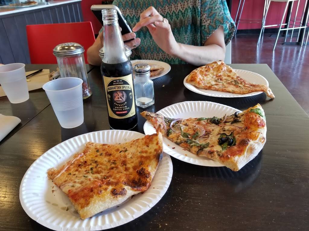 Pizzeria West | restaurant | 20 Stone Pine Rd, Half Moon Bay, CA 94019, USA | 6507269378 OR +1 650-726-9378