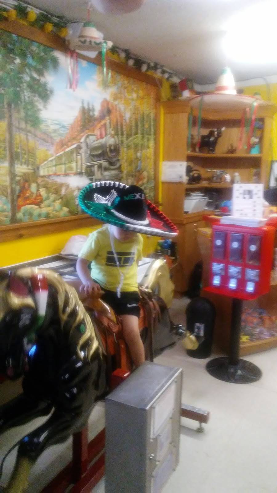 El Toro Bronco | restaurant | 3825 N Piedras St #3921, El Paso, TX 79930, USA | 9155664420 OR +1 915-566-4420