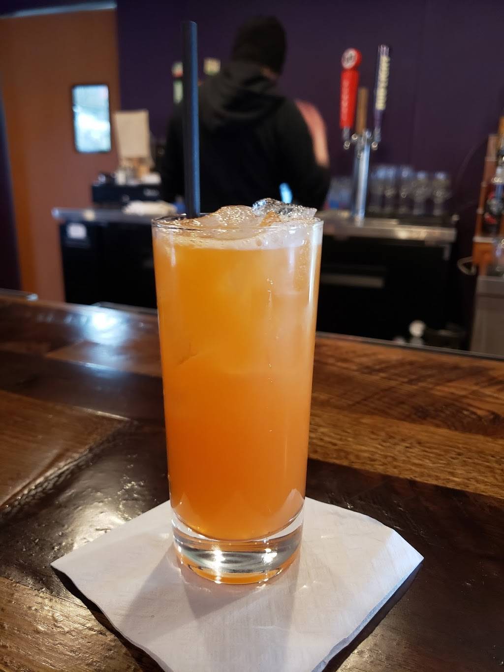 Deep Roots Restaurant and Bar | restaurant | 4601 Shawnee Dr, Kansas City, KS 66106, USA | 9136774502 OR +1 913-677-4502