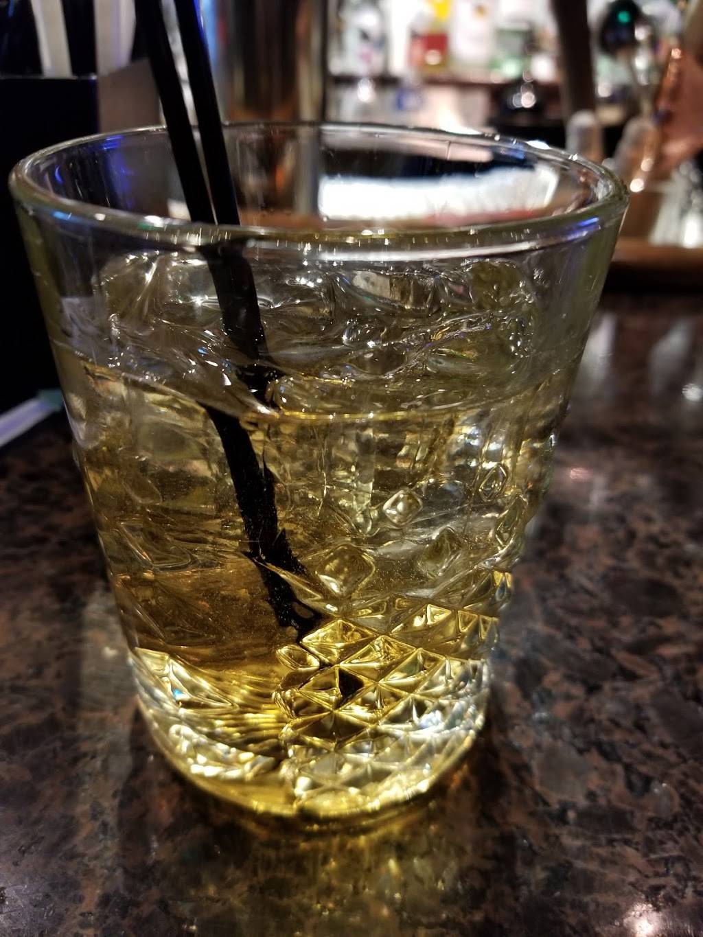 Cue Club Cafe | restaurant | 7014 Columbia Pike, Annandale, VA 22003, USA | 7039417665 OR +1 703-941-7665