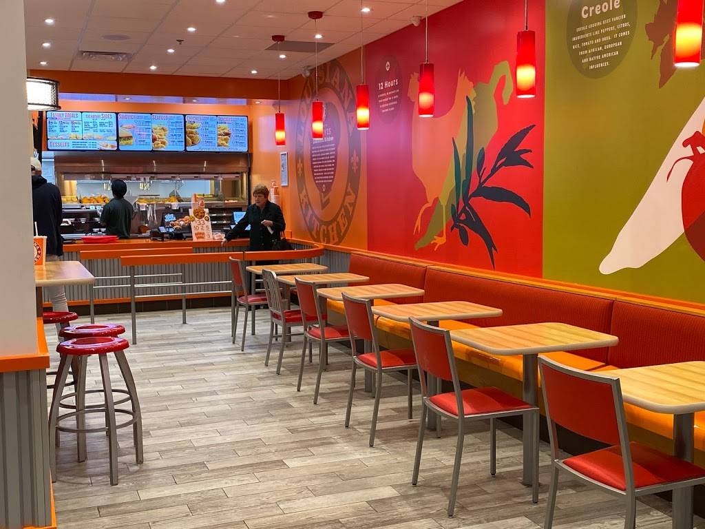 Popeyes Louisiana Kitchen | restaurant | 366 Bloor St E Unit 1, Toronto, ON M4W 1H4, Canada | 4169203600 OR +1 416-920-3600