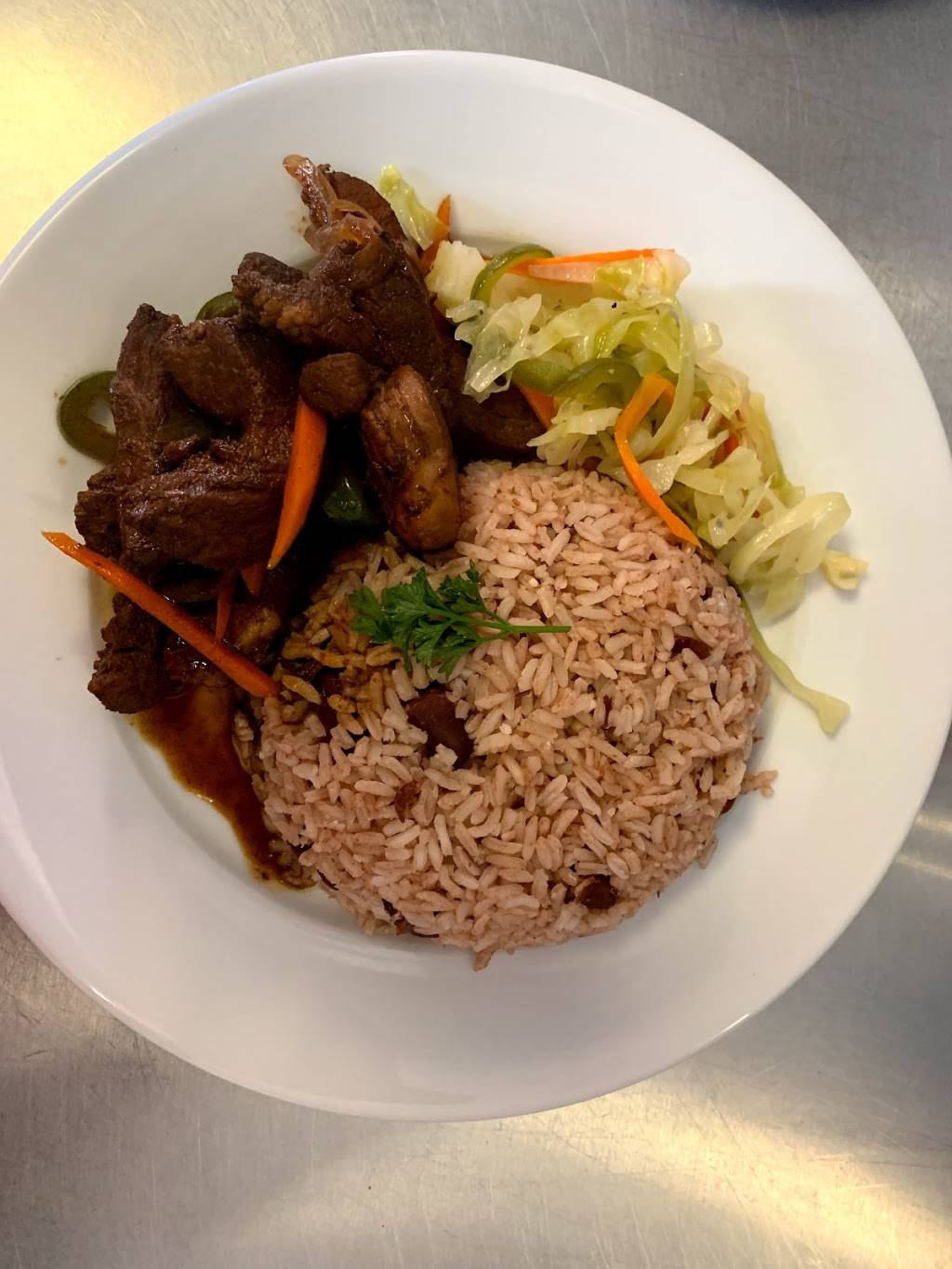 Taste Jamaica | restaurant | 190 State St, Ellsworth, ME 04605, USA | 2074122449 OR +1 207-412-2449