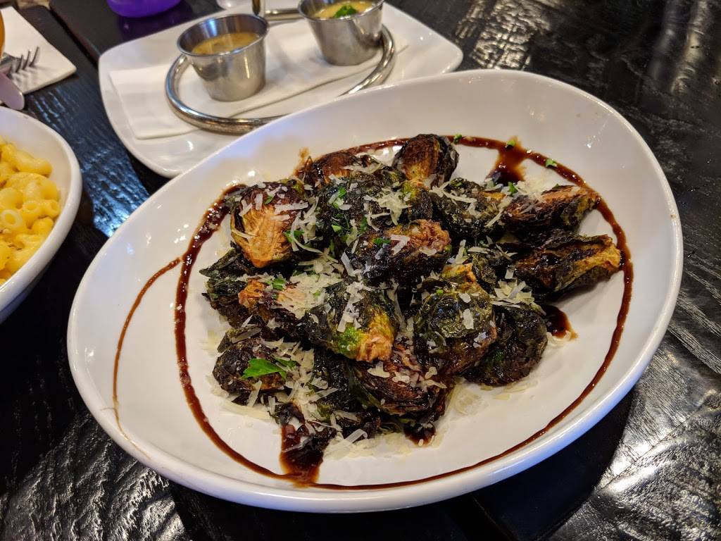 Out of Bounds Craft Kitchen and Biergarten | restaurant | 13407 Folsom Blvd suite d, Folsom, CA 95630, USA | 9163575250 OR +1 916-357-5250