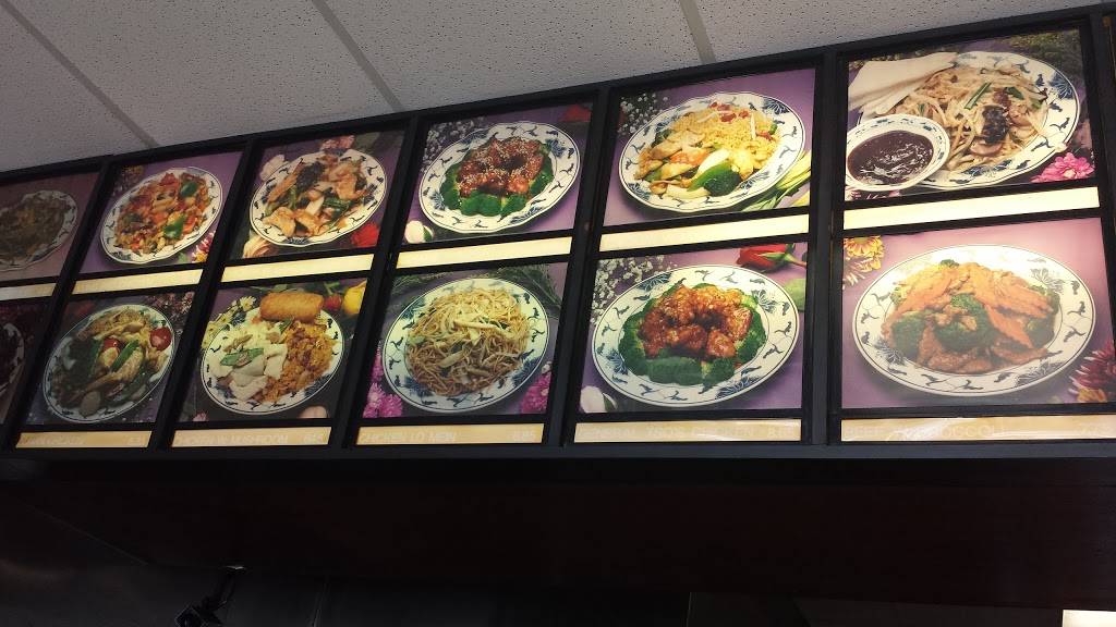 Double Dragon | restaurant | 4622 Hendrik Dr, Louisville, KY 40299, USA | 5024939939 OR +1 502-493-9939