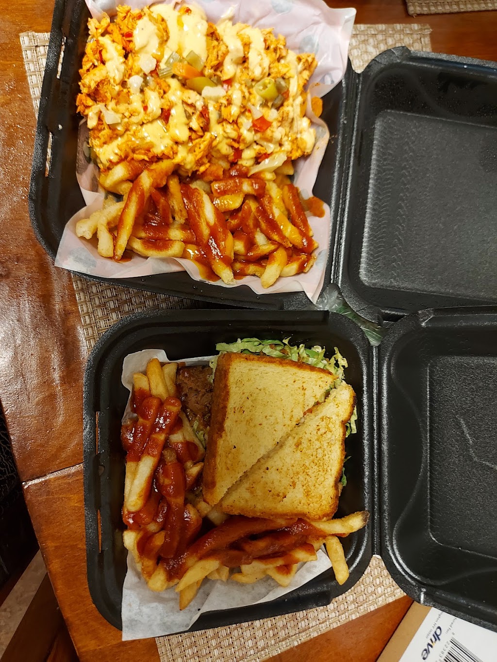 Dolls Kitchen And Catering | restaurant | 1014 S Western Ave, Chicago, IL 60612, USA | 3128775463 OR +1 312-877-5463