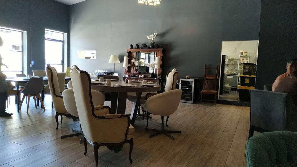 Restaurante Amores | restaurant | Presidente Adolfo de La Huerta 63, Primera, 21400 Tecate, B.C., Mexico | 016651221323 OR +52 665 122 1323