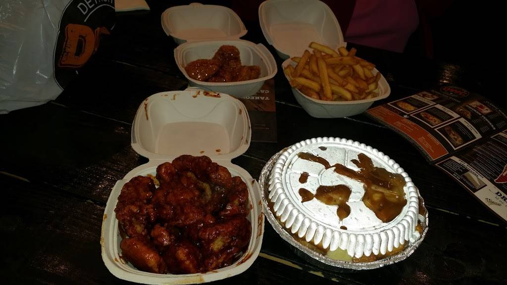 Detroit Wing Company | restaurant | 50916 Gratiot Ave, Chesterfield, MI 48051, USA | 5862675394 OR +1 586-267-5394