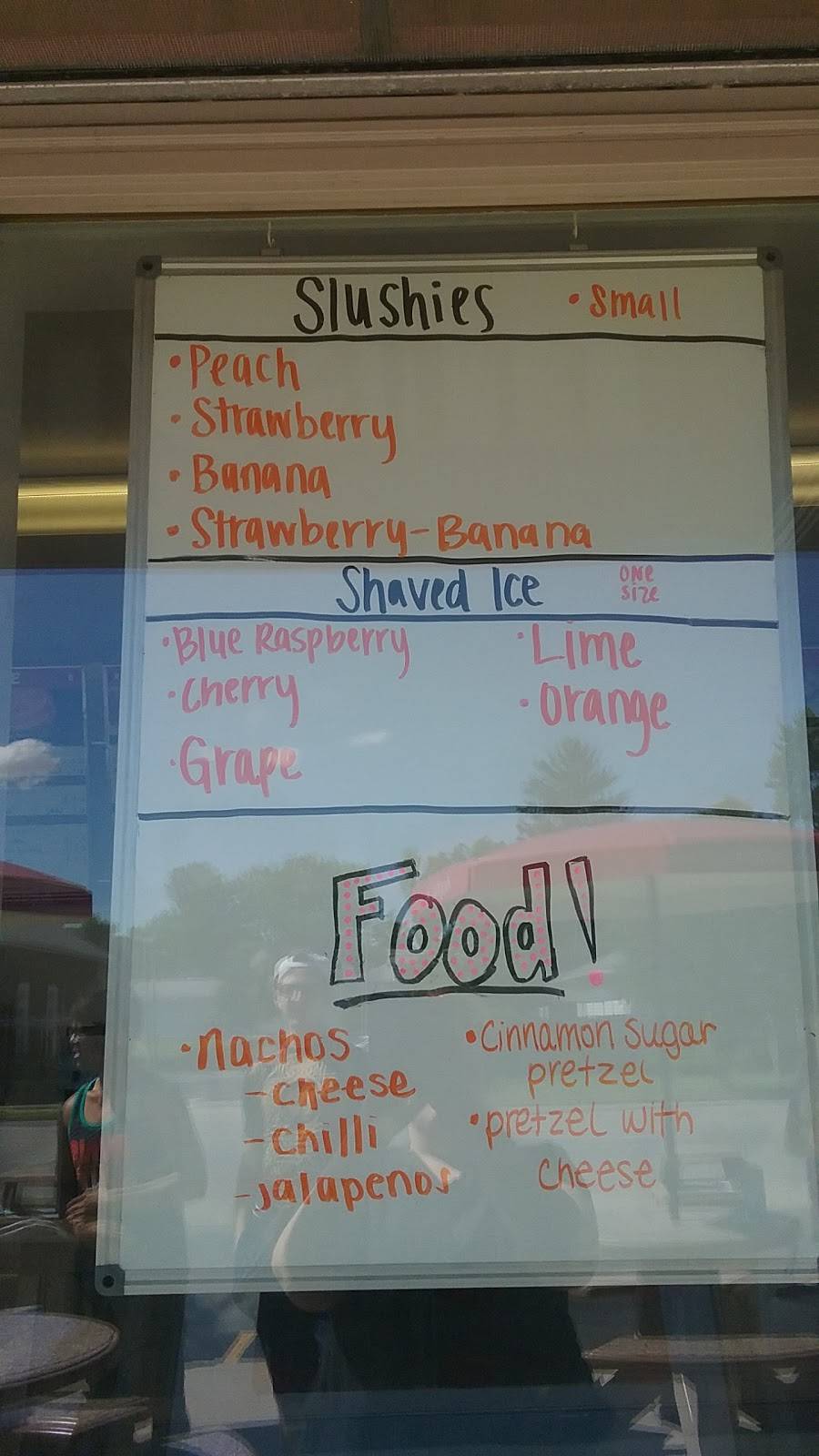 Sophies Ice Cream | restaurant | 306 W Main St, Gas City, IN 46933, USA | 7656770155 OR +1 765-677-0155