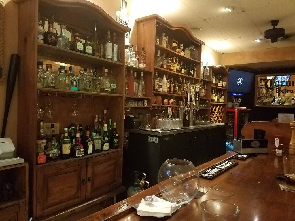 El Trocadero Steak House | restaurant | 24274 Main St, Newhall, CA 91321, USA | 6612846615 OR +1 661-284-6615