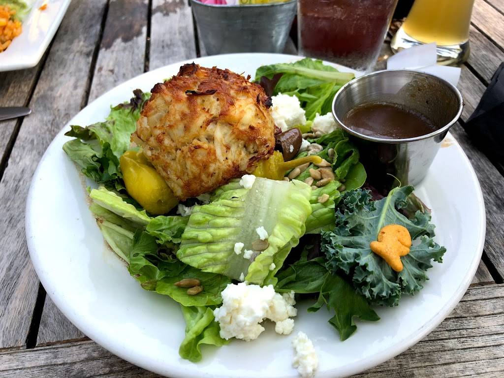 Lures Bar and Grille | restaurant | 1397 Generals Hwy, Crownsville, MD 21032, USA | 4109231606 OR +1 410-923-1606