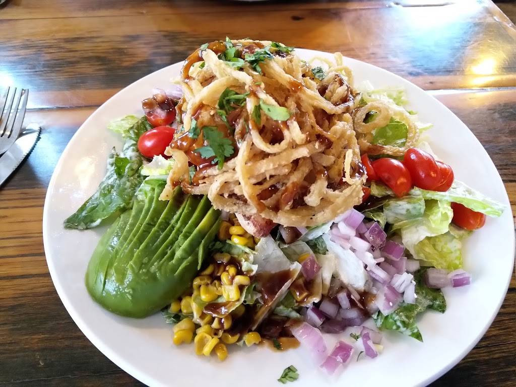 Willy McCoys | restaurant | 6415 US-10, Ramsey, MN 55303, USA | 7637178916 OR +1 763-717-8916