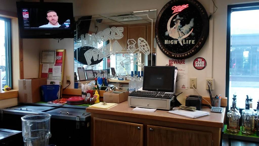 Harris Pizza | restaurant | 3903 14th Ave, Rock Island, IL 61201, USA | 3097883446 OR +1 309-788-3446