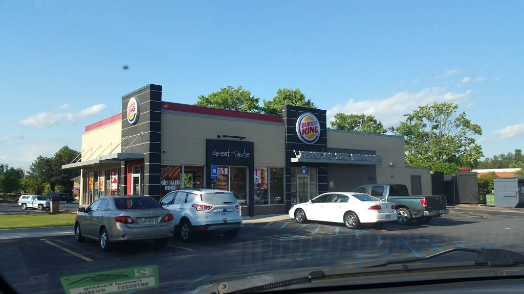 Burger King | restaurant | 4410 Wade Green Rd, Kennesaw, GA 30144, USA | 7702061341 OR +1 770-206-1341