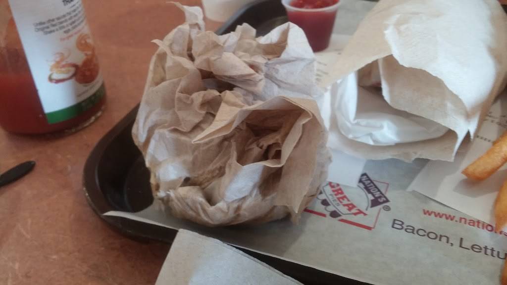 Nations Giant Hamburgers | restaurant | 1900 Contra Costa Blvd # A, Pleasant Hill, CA 94523, USA | 9257984280 OR +1 925-798-4280