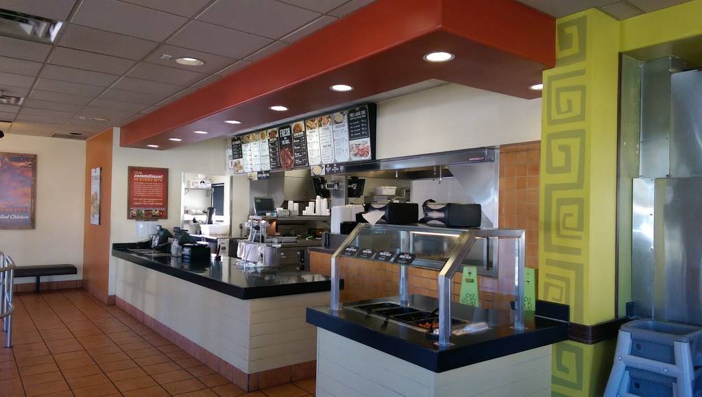 El Pollo Loco | restaurant | 13421 Newport Ave, Tustin, CA 92780, USA | 7144507090 OR +1 714-450-7090