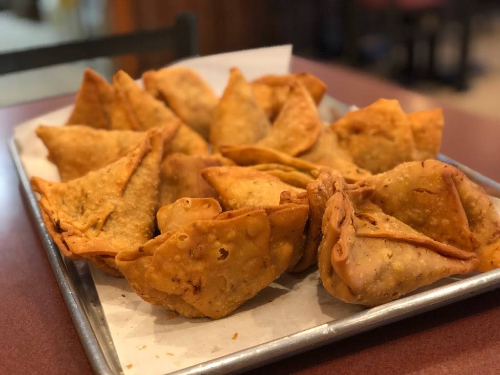Shan Restaurant | restaurant | 5060 N Sheridan Rd, Chicago, IL 60640, USA | 7737694961 OR +1 773-769-4961