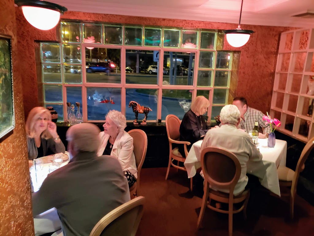 Rainbow Palace | restaurant | 2787 E Oakland Park Blvd, Fort Lauderdale, FL 33306, USA | 9545655652 OR +1 954-565-5652