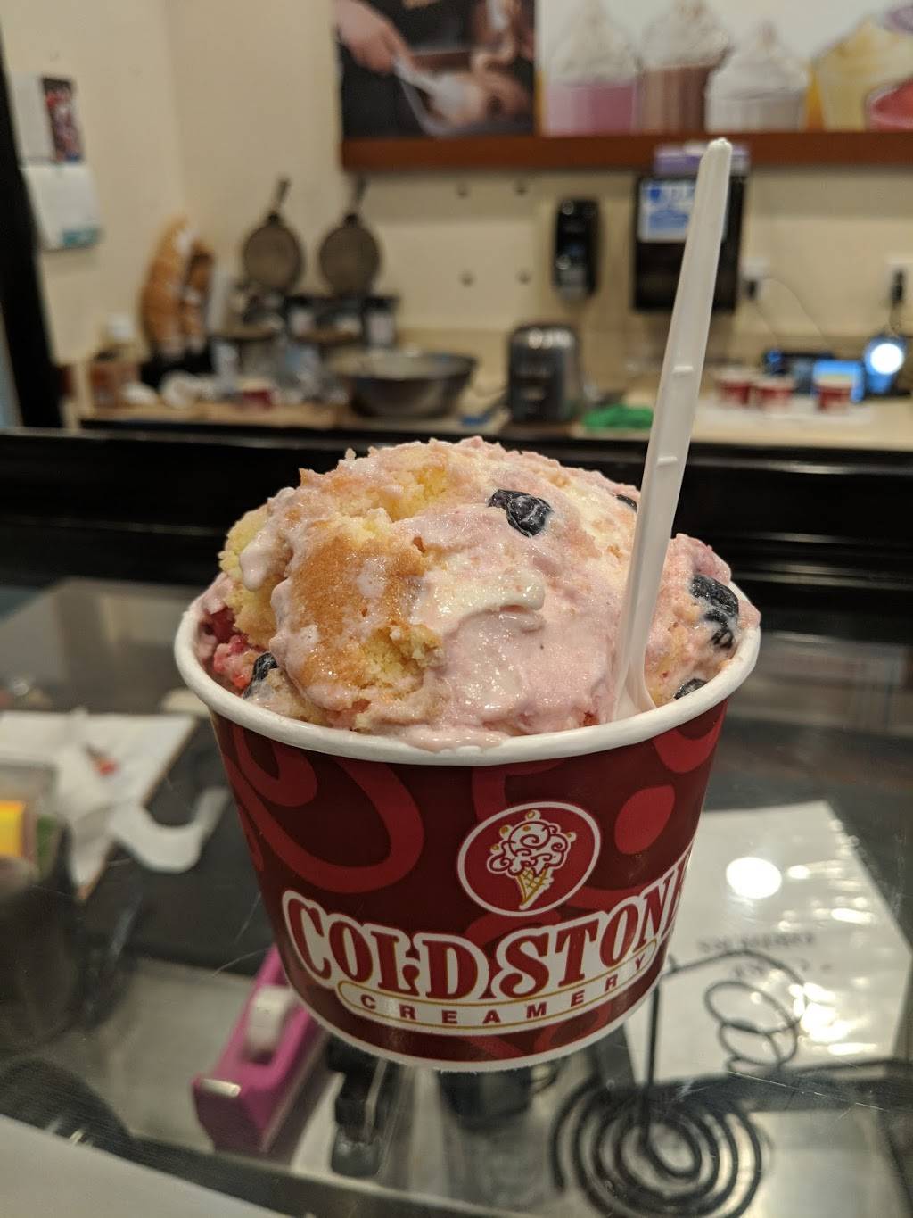 Cold Stone Creamery | bakery | 3934 Rivermark Plaza, Santa Clara, CA 95054, USA | 4086549137 OR +1 408-654-9137