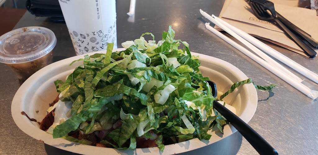 Chipotle Mexican Grill | restaurant | 1385 N Main St Ste 120, Fuquay-Varina, NC 27526, USA | 9195670206 OR +1 919-567-0206