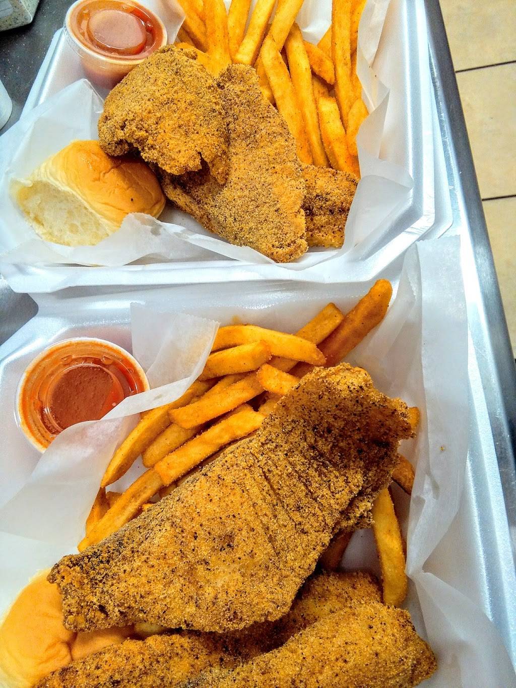 Haywood Lounge | restaurant | 590 Haywood Rd, Asheville, NC 28806, USA | 8282324938 OR +1 828-232-4938