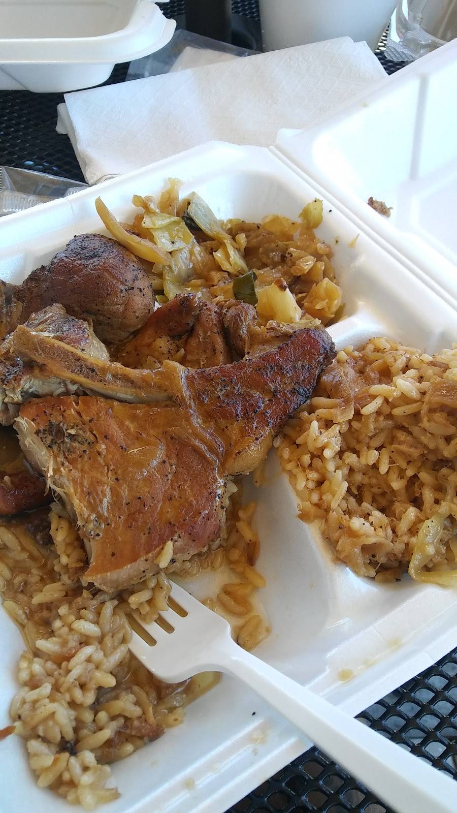 Momma Lous Gullah Cuisine | restaurant | 102 Sea Island Pkwy, Beaufort, SC 29907, USA | 8437709988 OR +1 843-770-9988