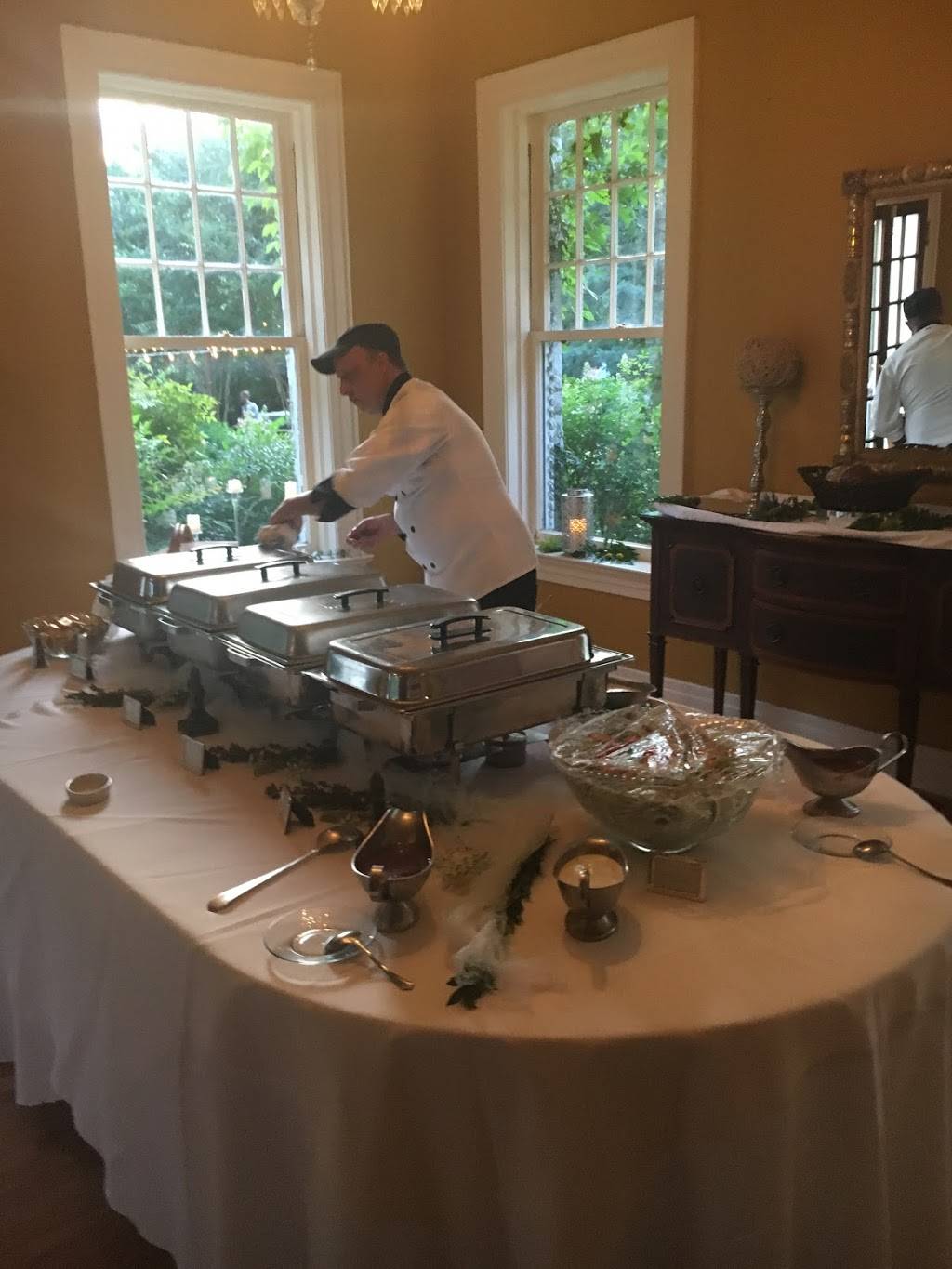 Donelson Cafe and Catering | restaurant | Located inside Fifty Forward Donelson Station in auditorium, 108 Donelson Pike, Nashville, TN 37214, USA | 6158123802 OR +1 615-812-3802