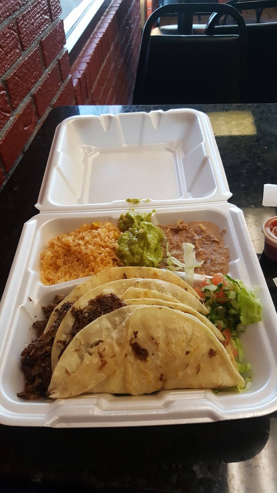 Tamale Kitchen | restaurant | 1030 W 104th Ave, Northglenn, CO 80233, USA | 7205247268 OR +1 720-524-7268