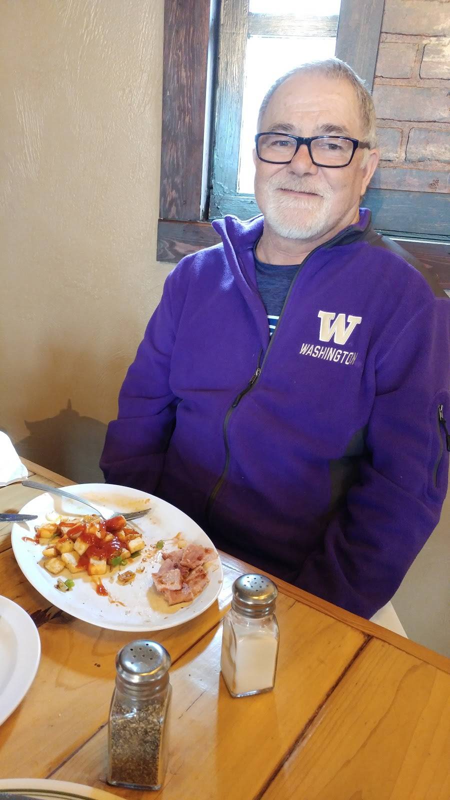 The Cabin Tavern | restaurant | 1749 Olympic Hwy S, Shelton, WA 98584, USA | 3608682305 OR +1 360-868-2305